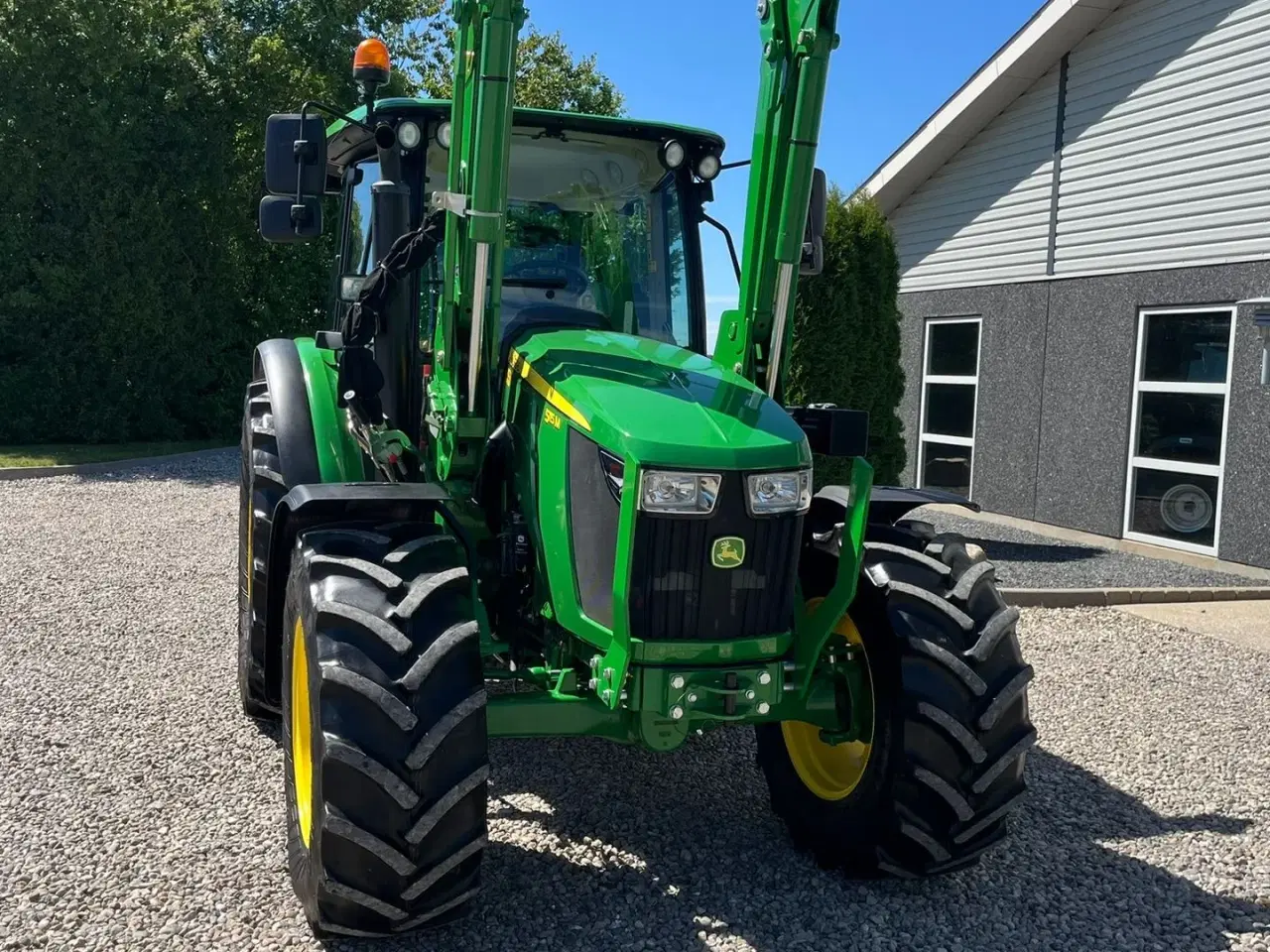 Billede 17 - John Deere 5115M Med frontlæsser, som ny