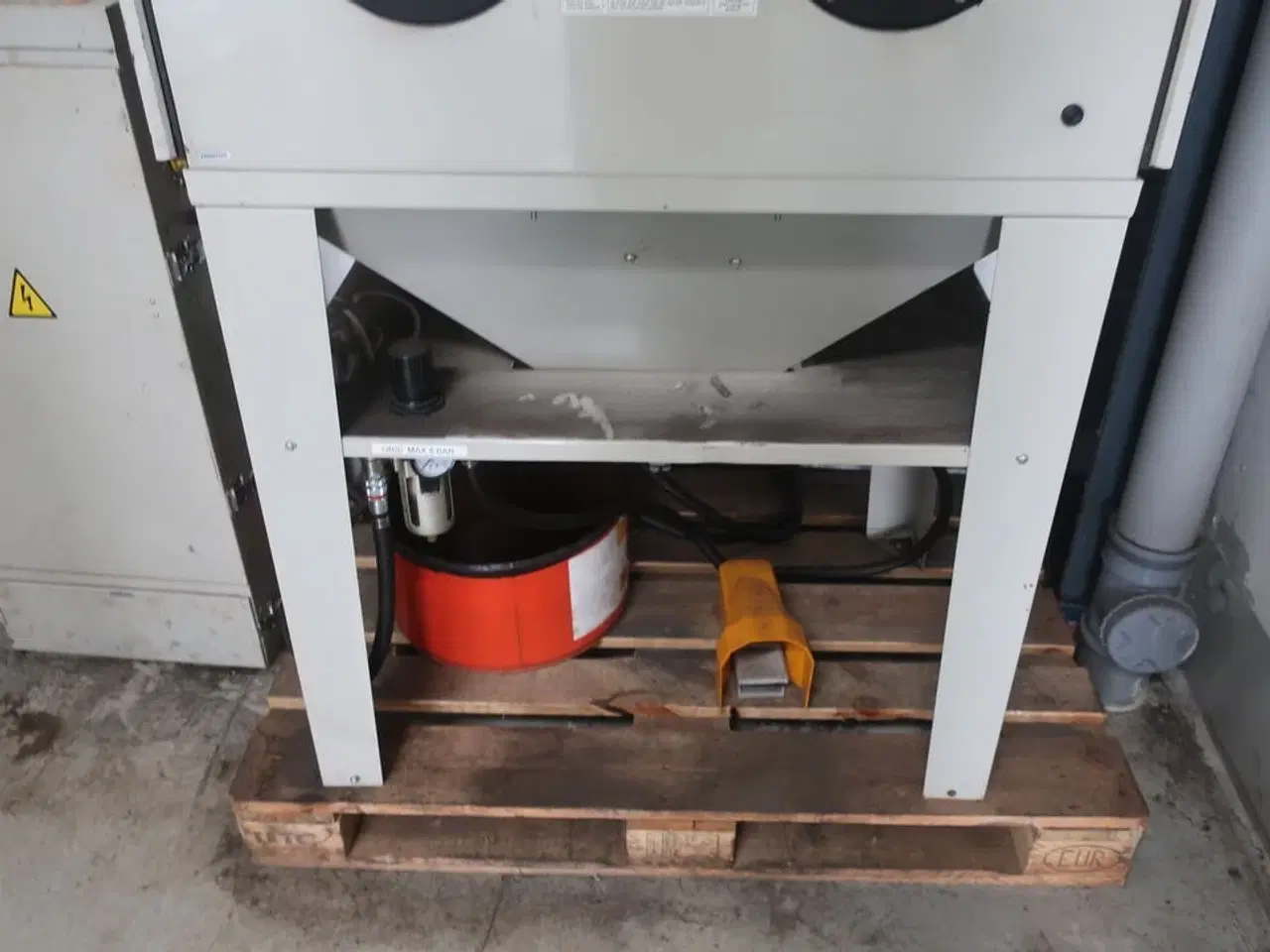 Billede 3 - Sandblæsekabine