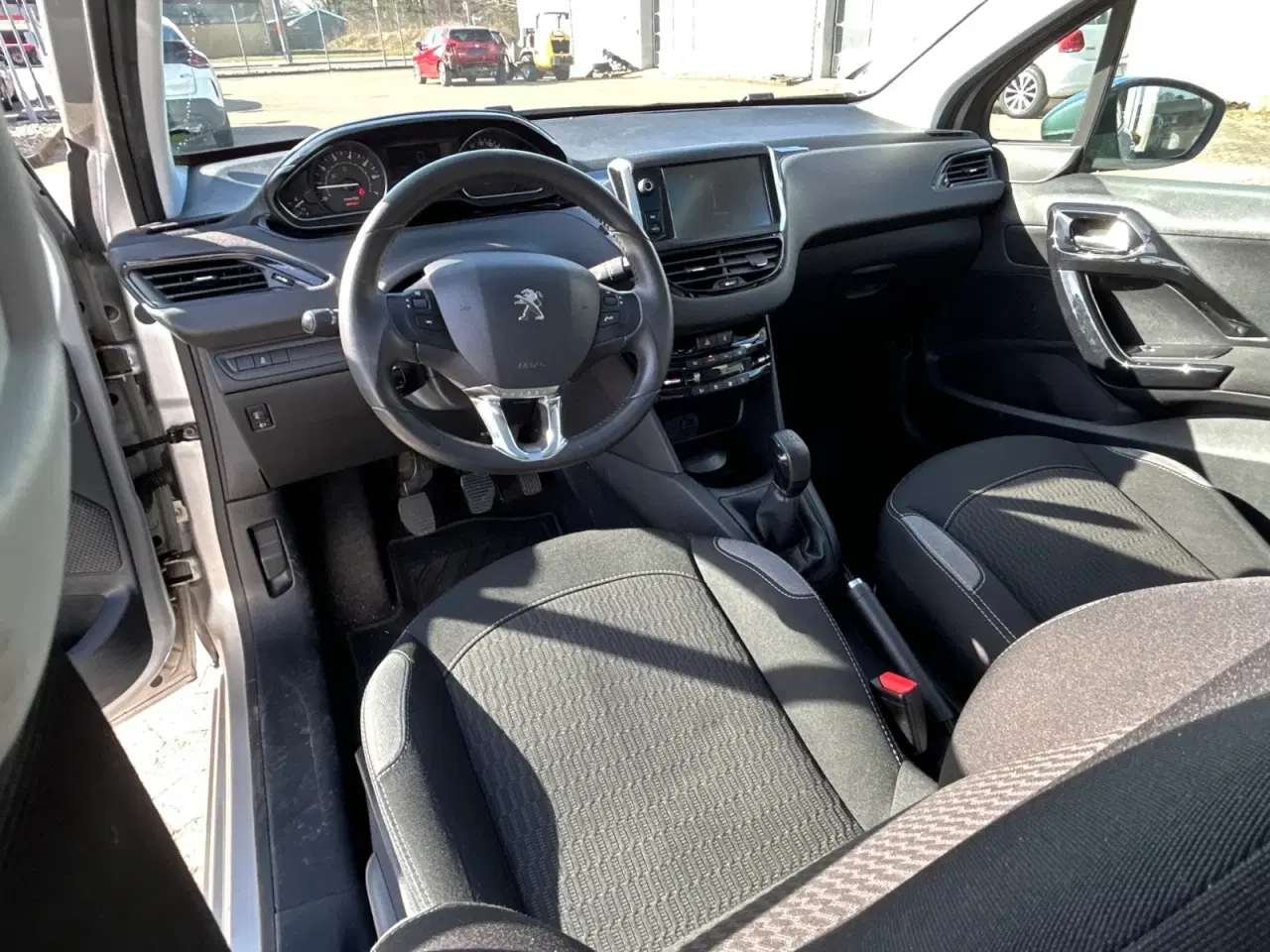 Billede 9 - Peugeot 208 1,2 VTi 82 Allure Sky