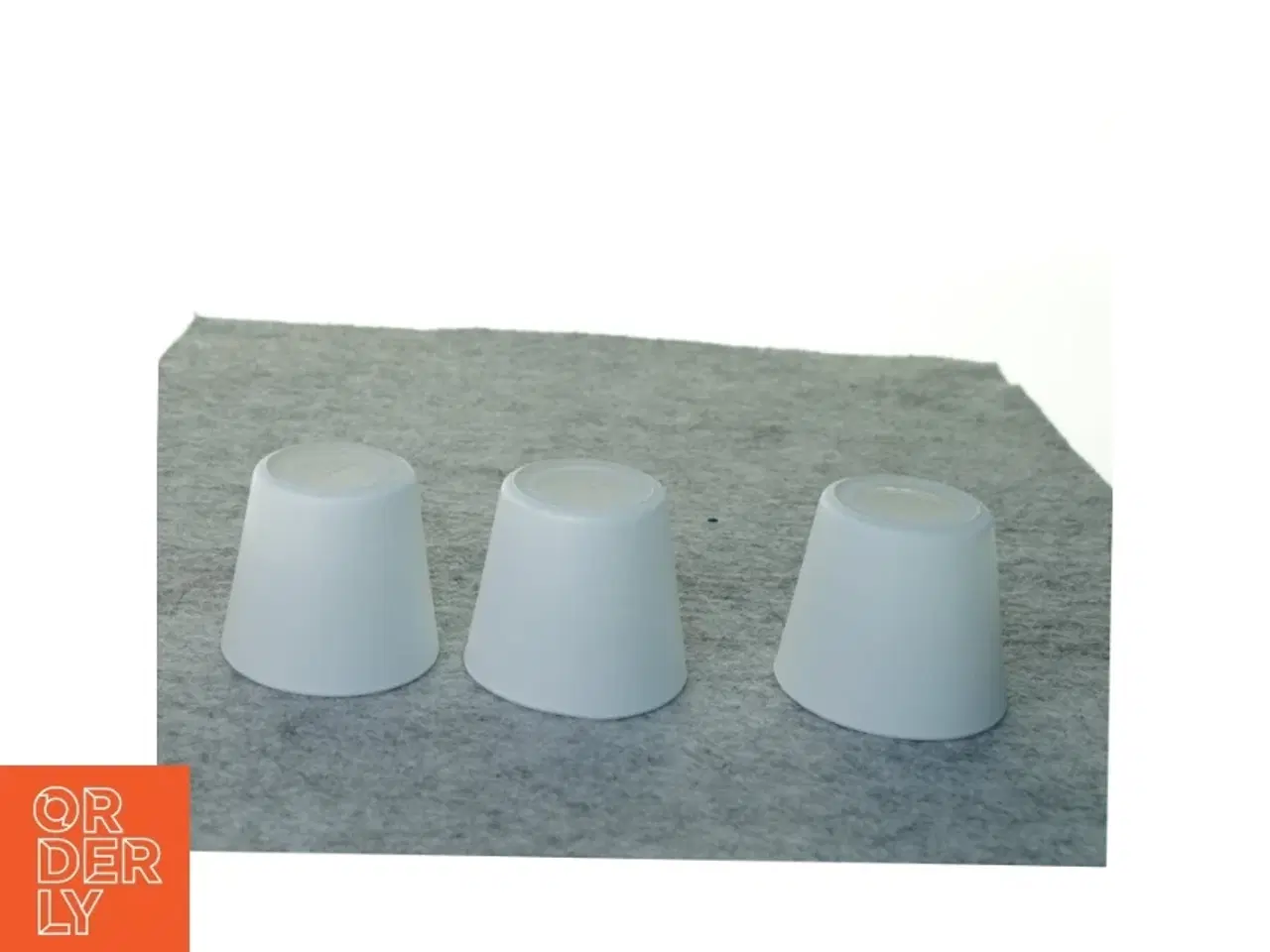 Billede 4 - Små fyrfadslysestager fra IKEA (str. 7 x 6 cm)
