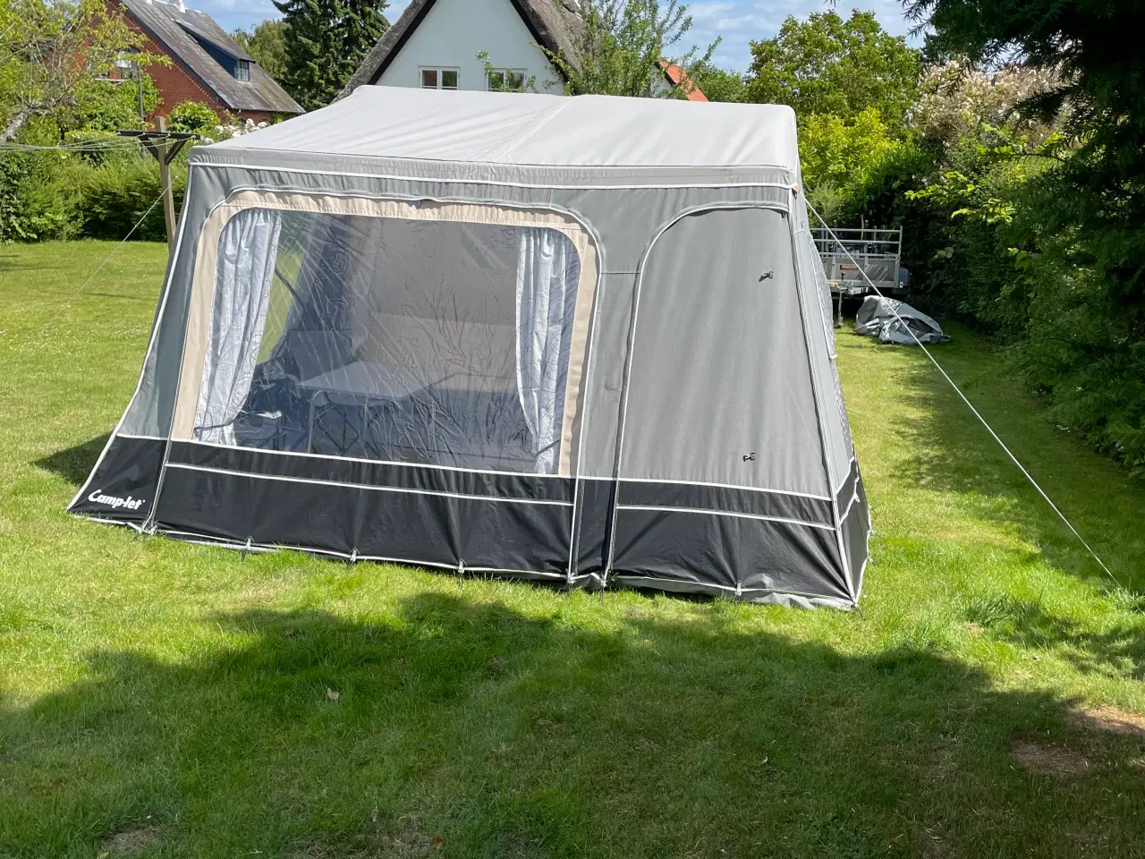 Billede 12 - Camp Let med påløbsbremse.