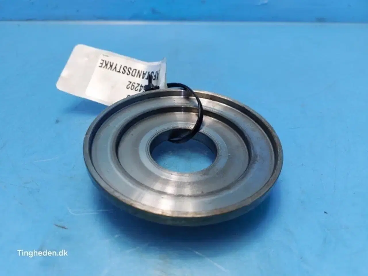 Billede 4 - New Holland 6640 Afstandsstykke 81864292