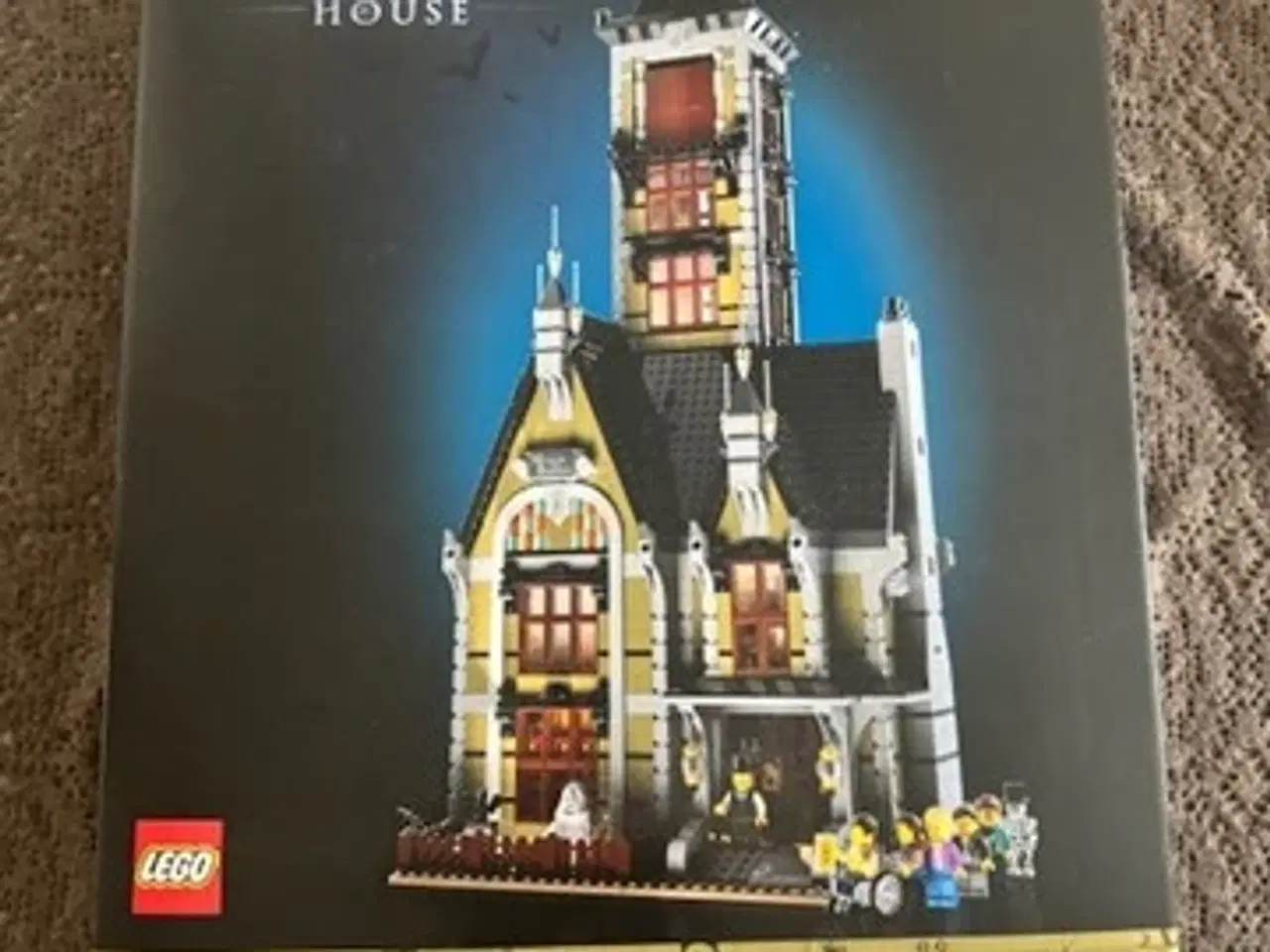 Billede 1 - LEGO-sæt 10273 Haunted House