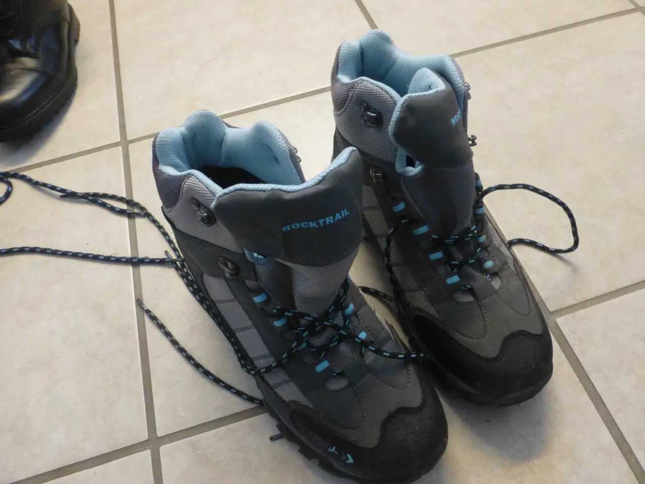 Billede 5 - Støvler Nye og Lidt Brugte 5 forskellige sæt