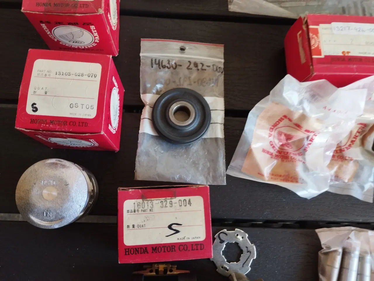 Billede 3 - Nye reservedele til Honda M.C. ( kasse 6) ( Se %)