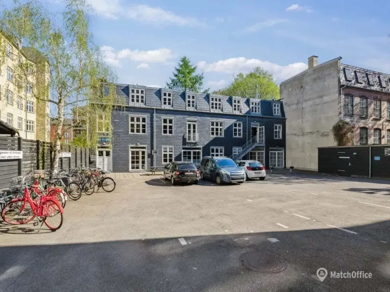 Billede 17 - Fast p-plads i rolig baggård på Frederiksberg