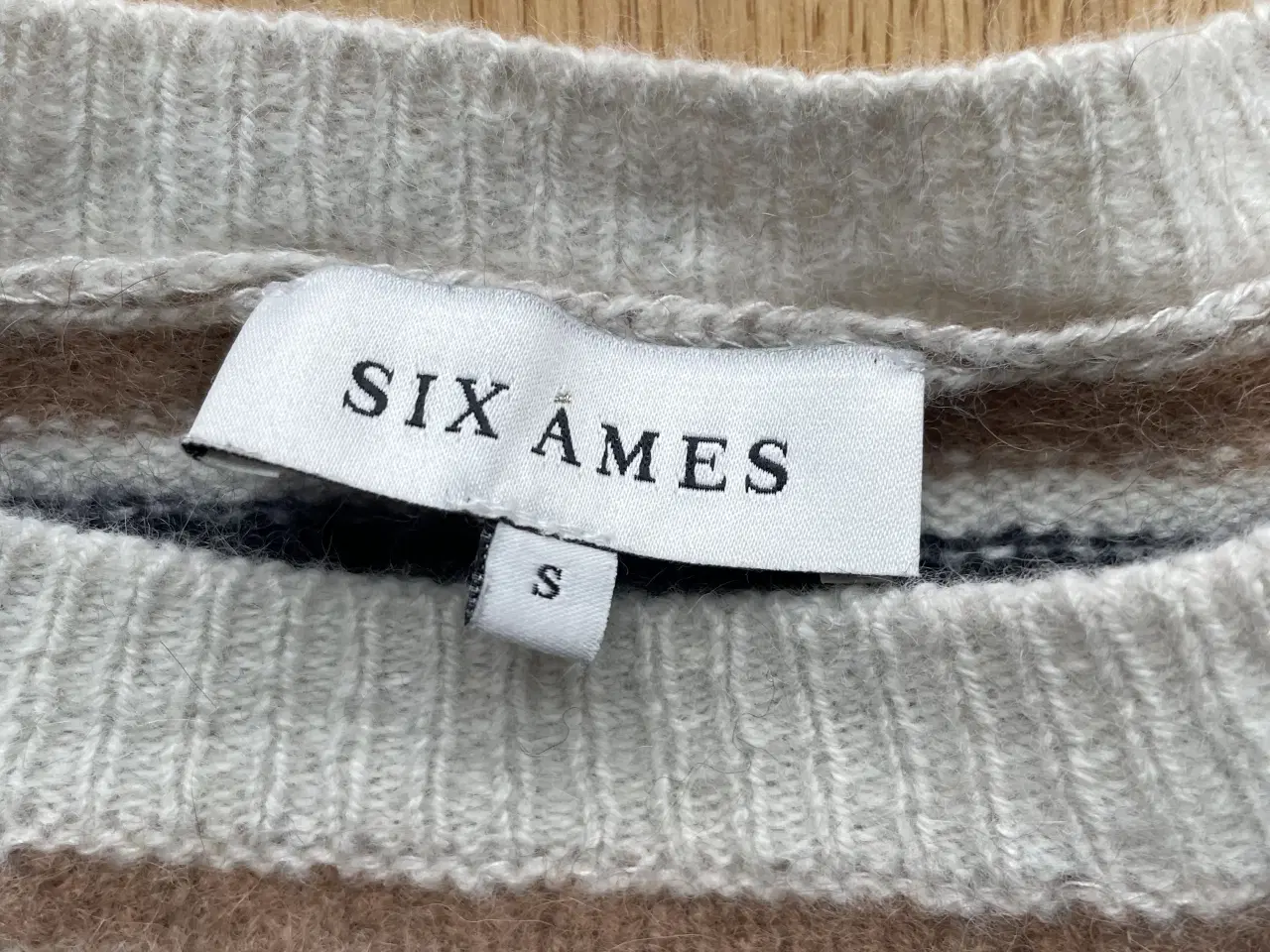 Billede 2 - Six Ames striktrøje 