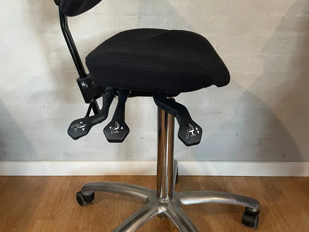 Billede 2 - VELA Samba 110, ståstøttestol