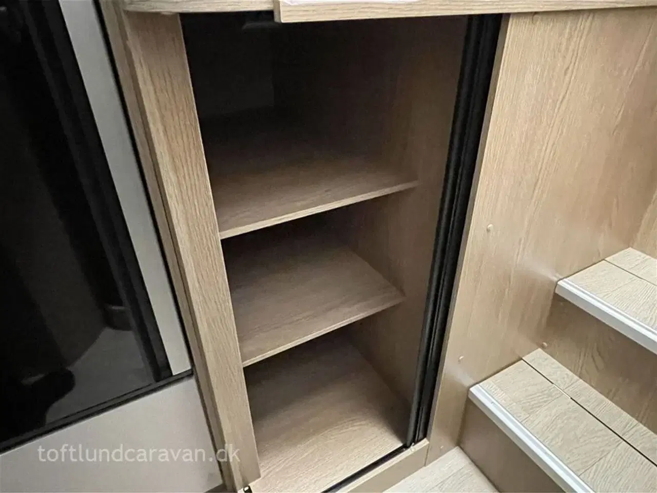 Billede 16 - 2025 - Hobby Ontour C 680 GE   NY 2025 m/AUT. GEAR, ADAPTIV FARTPILOT mv. SUPER LÆKKER AUTOCAMPER. NU PÅ LAGER !