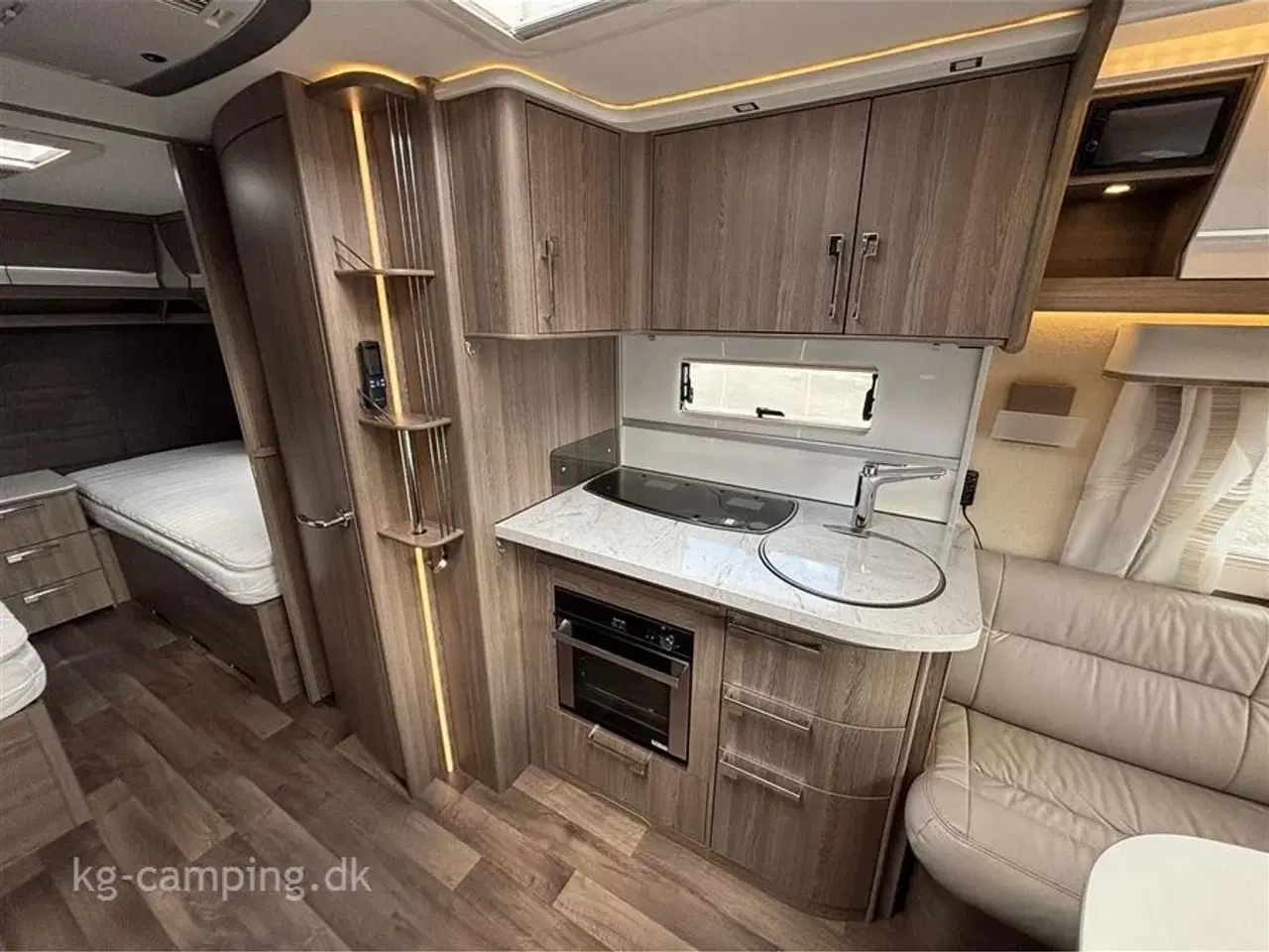 Billede 8 - 2020 - Kabe Royal 560 GLE KS B2   Nordisk kvalitet, Enkeltsenge og det helt rigtige udstyr!