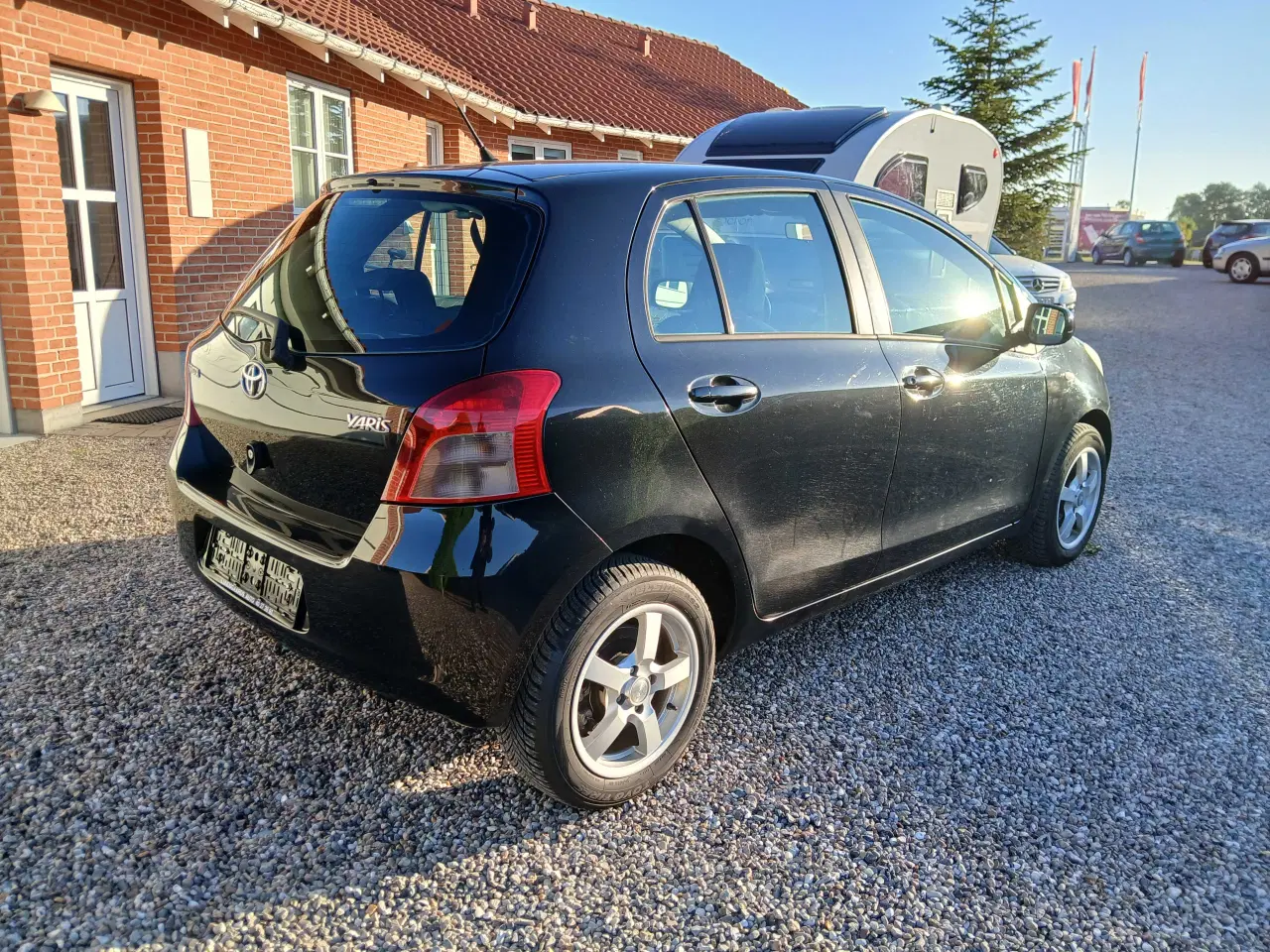 Billede 4 - Toyota Yaris 1,3 Benzin 