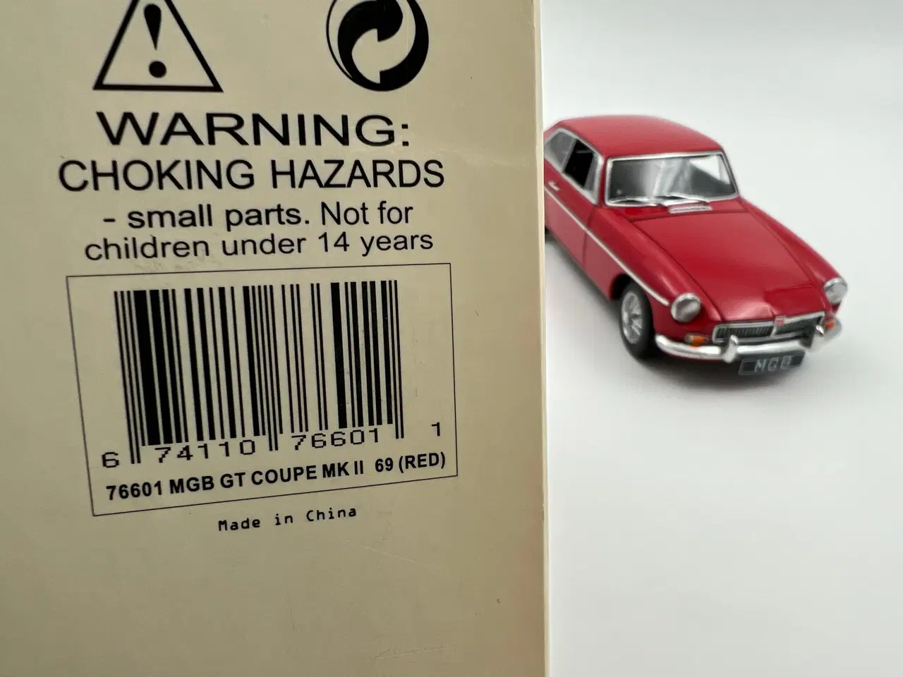 Billede 10 - 1969 MGB GT Coupe Mk2 - AUTOart - 1:18