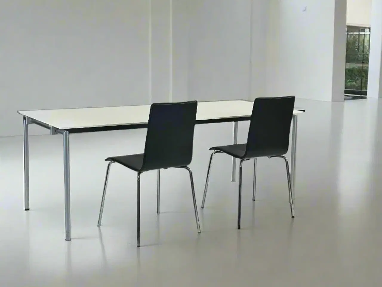 Billede 2 - Foldbart Bord