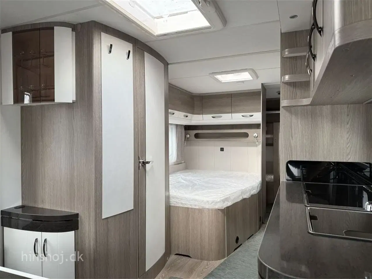 Billede 2 - 2023 - Hobby Prestige 650 KFU   Hobby 650 KFU model med Fransk seng og Køjer fra Hinshøj Caravan A/S