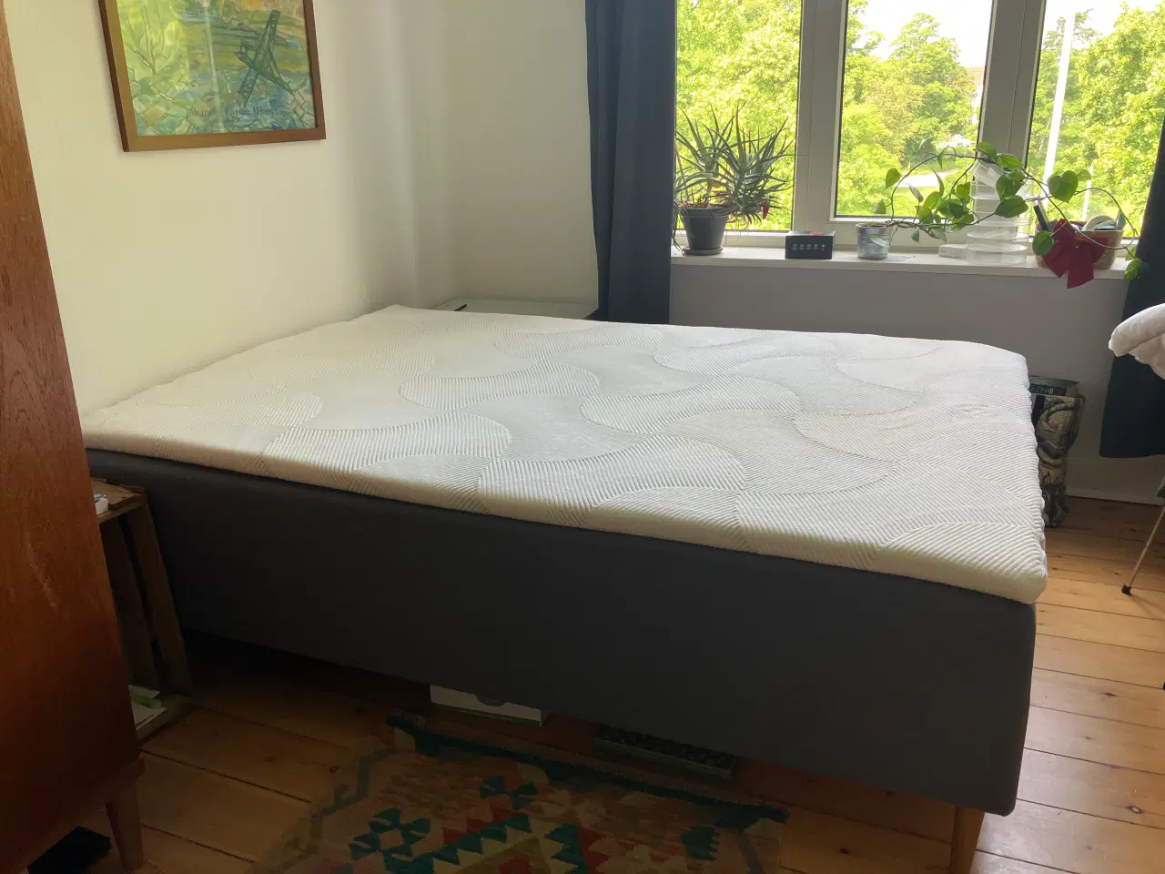 Billede 1 - 140x200 seng 