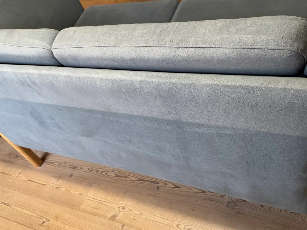 Billede 2 - to personers blå sofa