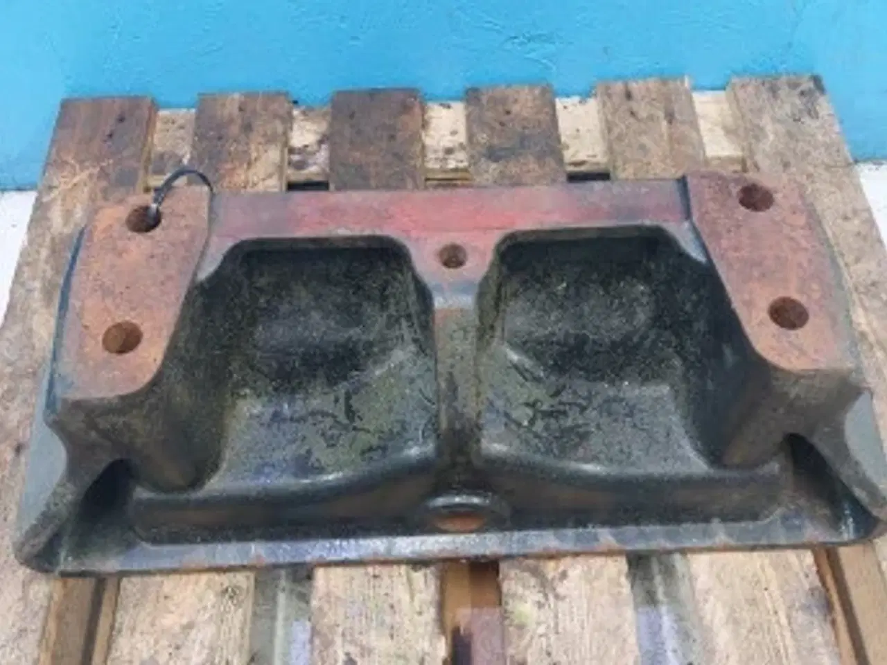 Billede 3 - Massey Ferguson 6480 Front Vægt Camme 4270492M1