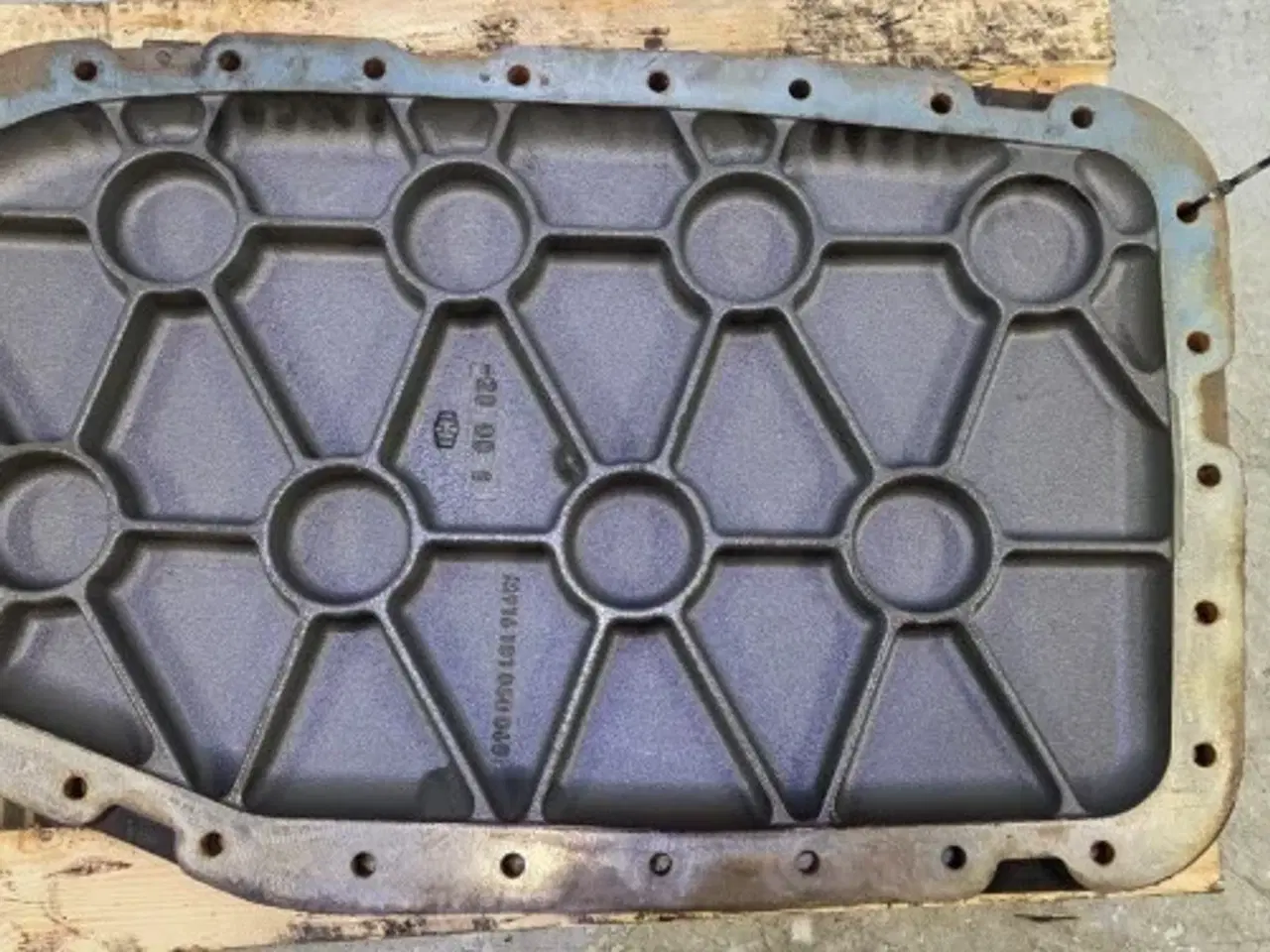 Billede 11 - Valtra S394    Dæksel   916101050060