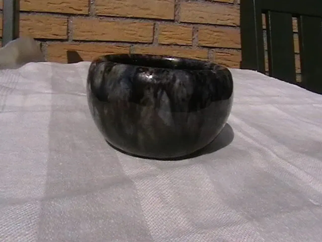 Billede 5 - Keramikskål. Ældre fin.