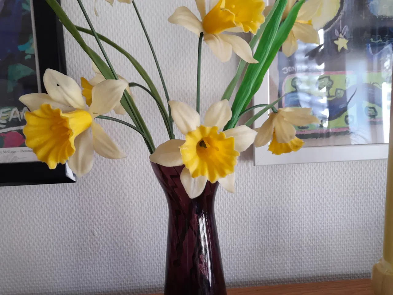 Billede 2 - 2 forårsbuketter ( plast).