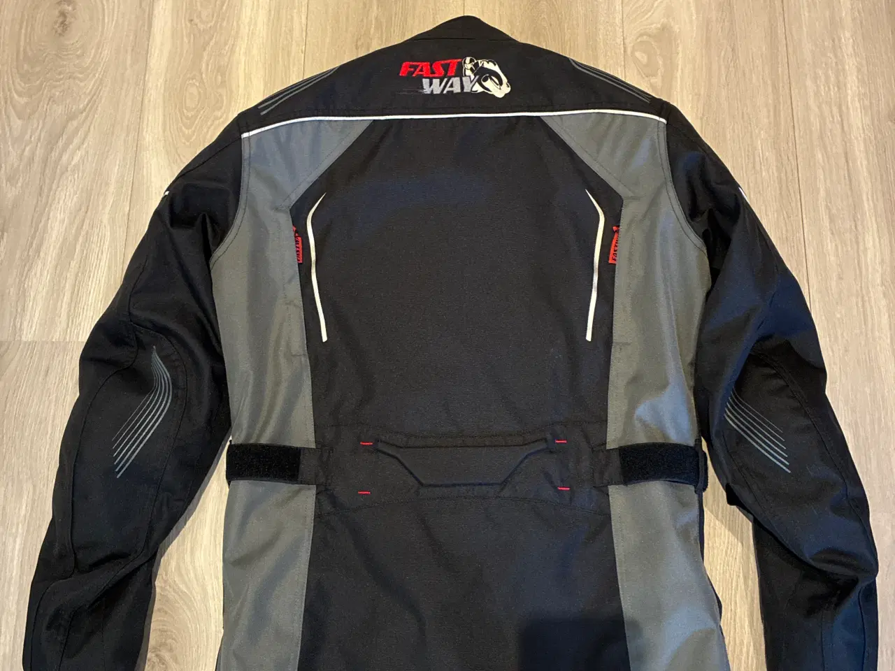Billede 4 - Fastway tekstil jakke og bukser. 