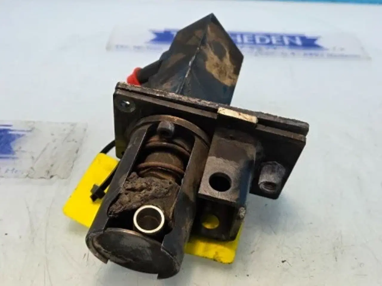 Billede 3 - Bobcat  TL38.70X  Hydraulikventil 7311507