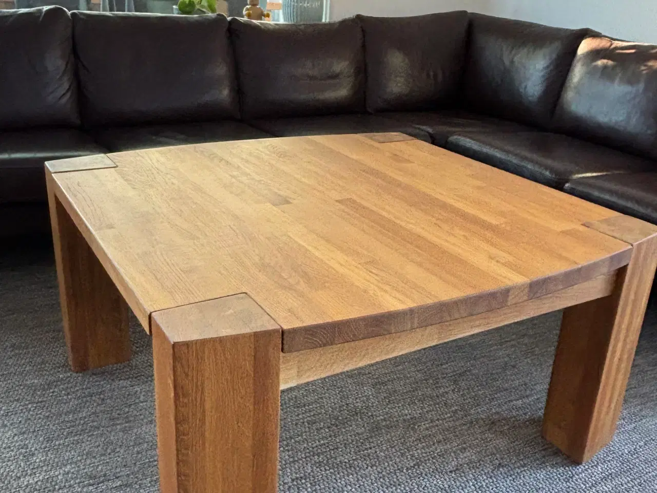 Billede 1 - Massivt egetræs sofabord