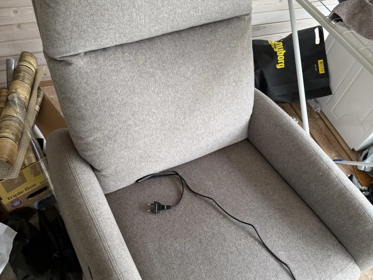 Billede 2 - Lænestol i lys grå