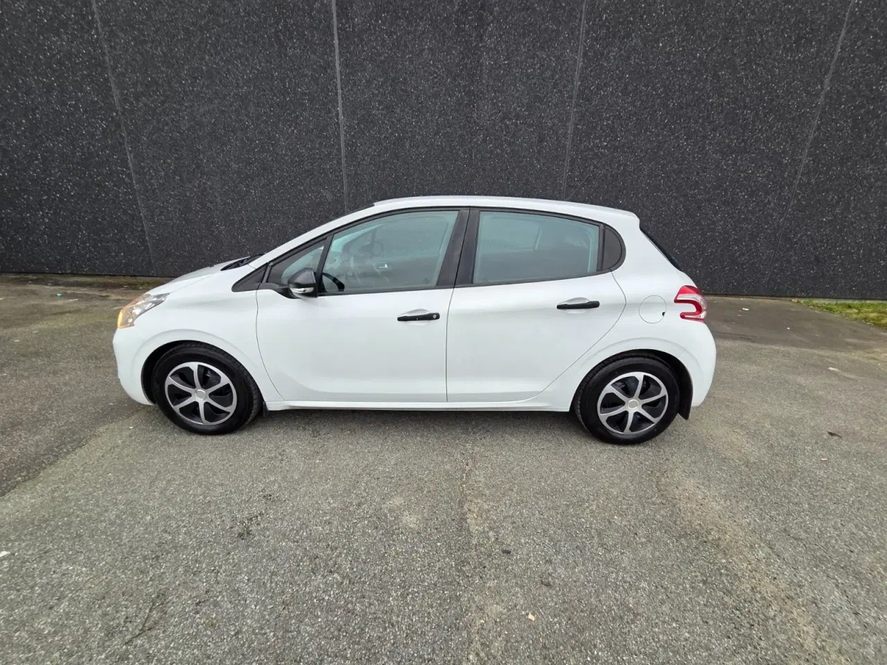 Billede 1 - Peugeot 208 1,0 VTi Access