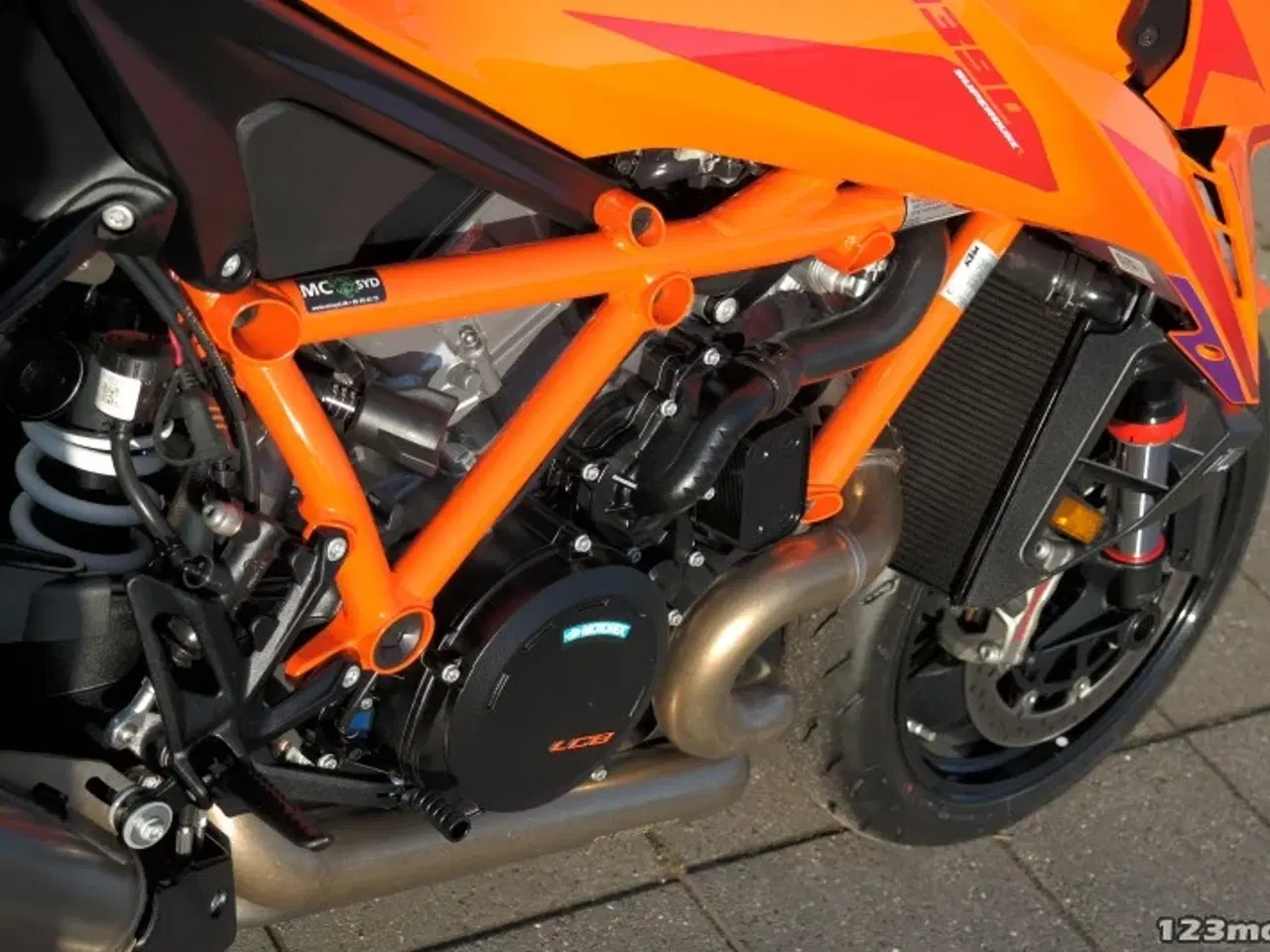 Billede 11 - KTM 1390 Super Duke R MC-SYD       BYTTER GERNE