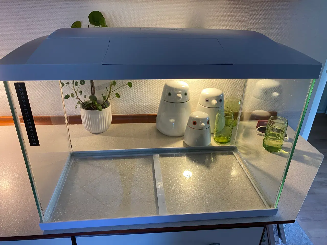 Billede 4 - Hvidt akvarium