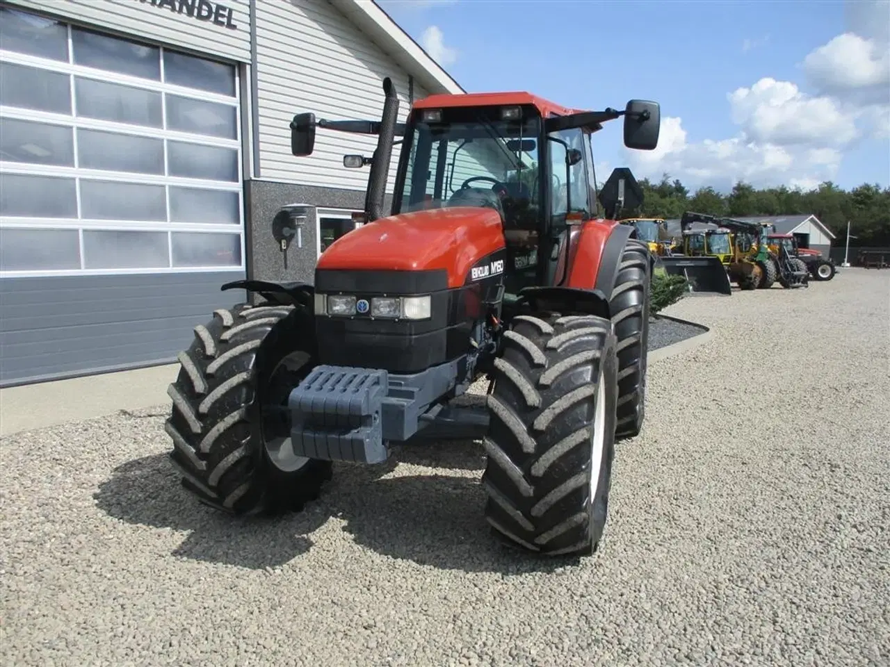 Billede 9 - New Holland M160 Velkørende og stærk traktor