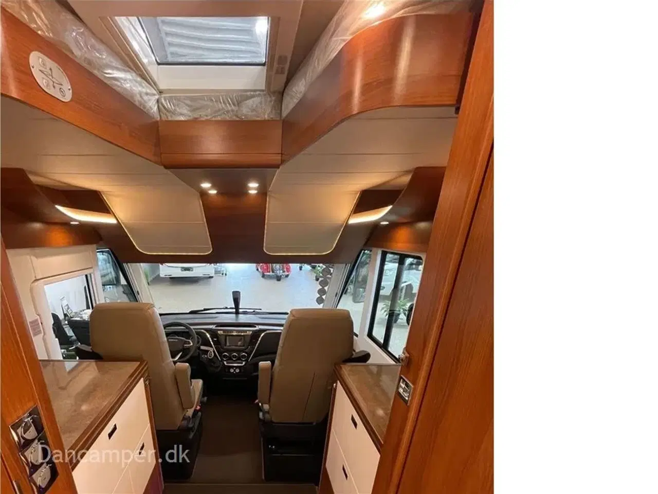 Billede 11 - 2025 - Carthago liner-for-two 53 L Fabriksny luxuscamper