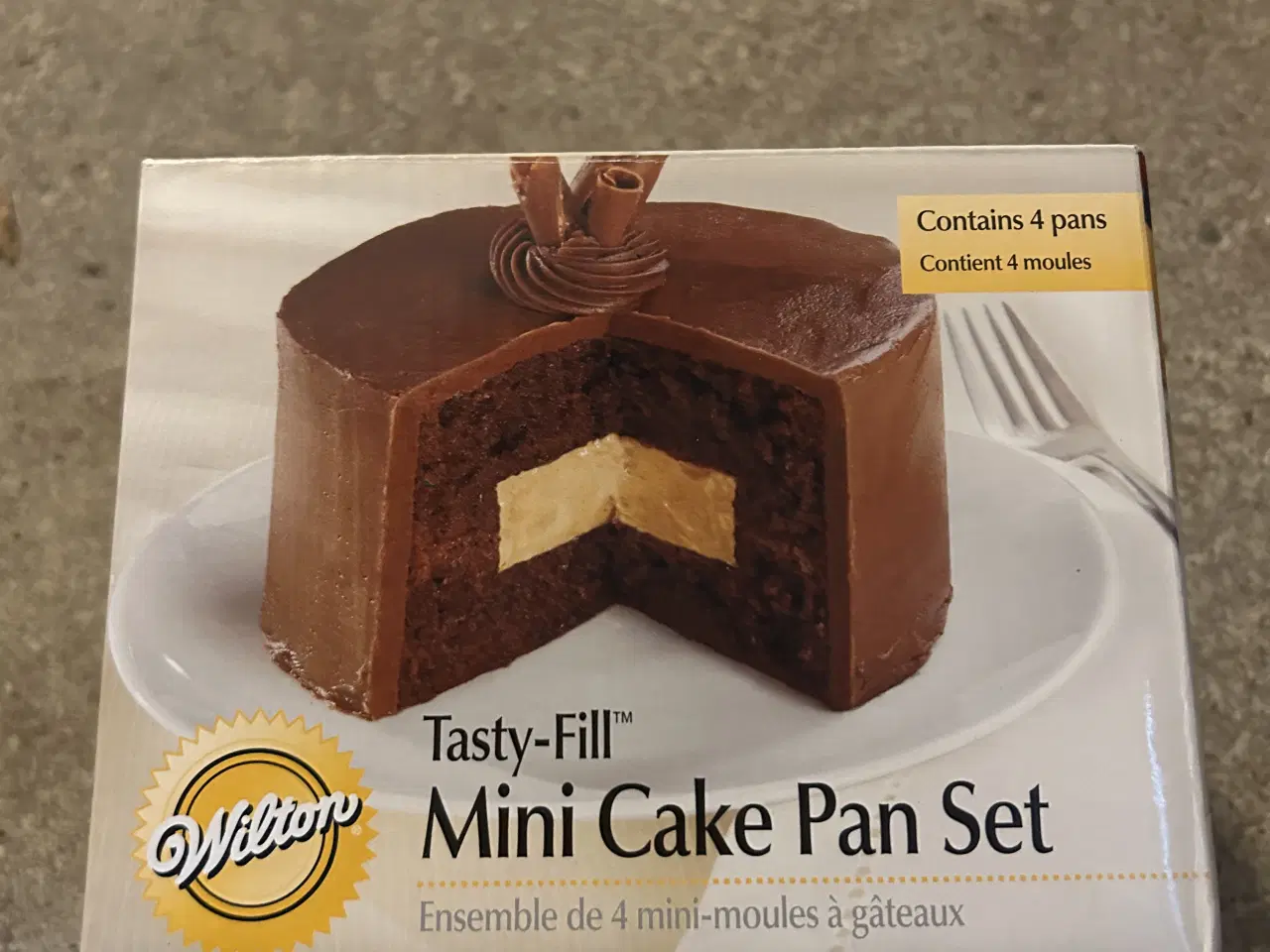 Billede 1 - Wilton mini bageform med plads til fyld