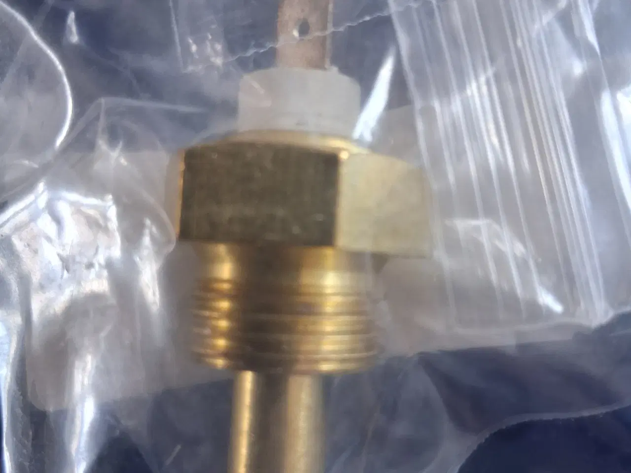 Billede 2 - Temperatur giver Volvo penta.