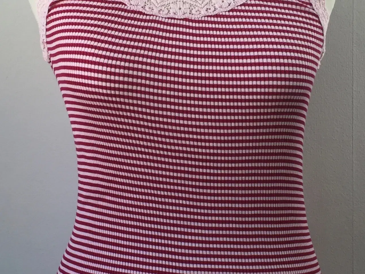 Billede 5 - Rosemunde, to bluser, str L