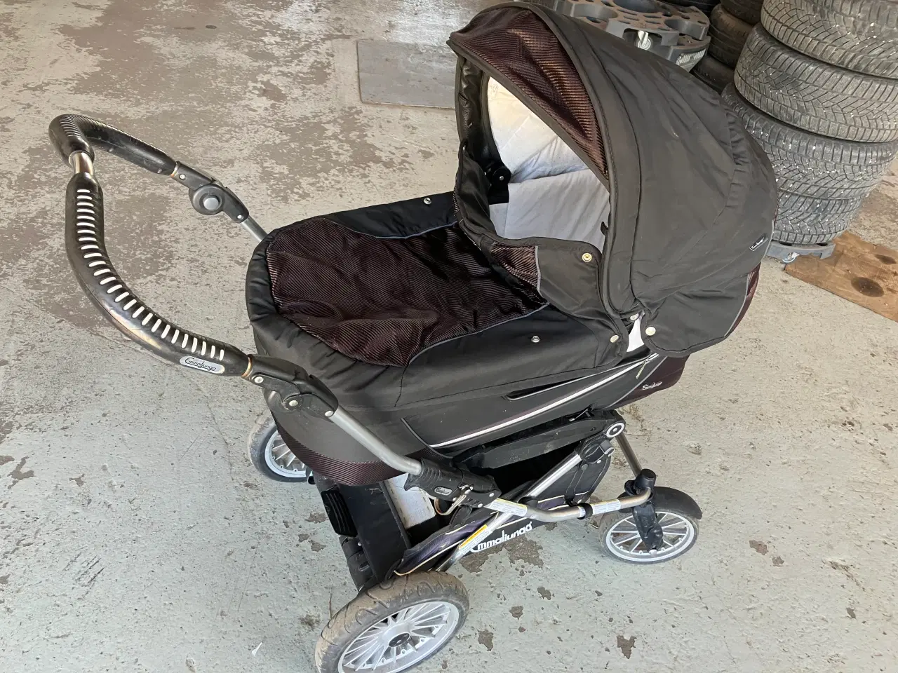 Billede 1 - Emmaljunga barnevogn med lille liggemål 80cm