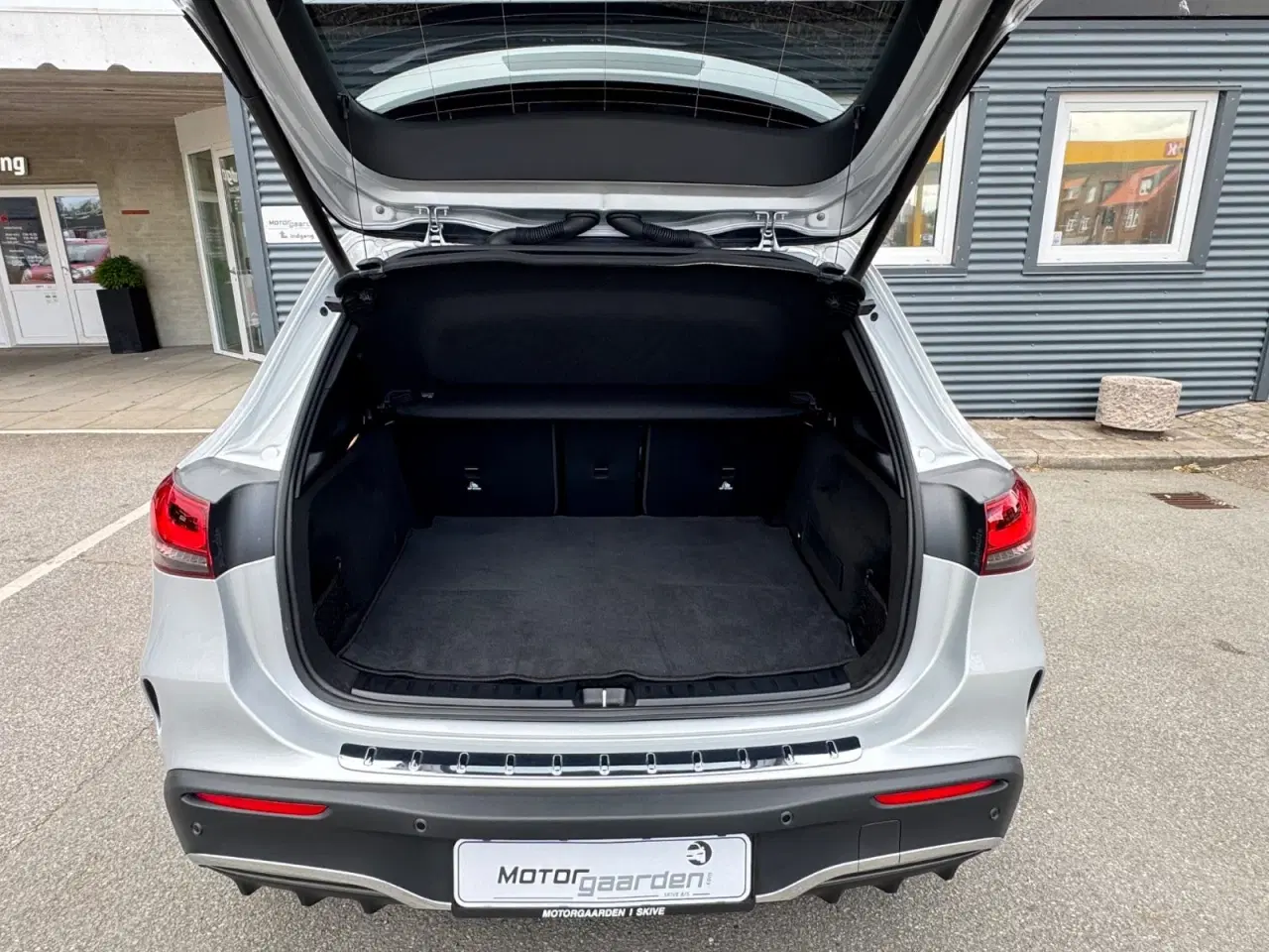 Billede 5 - Mercedes EQA300  AMG Line 4Matic