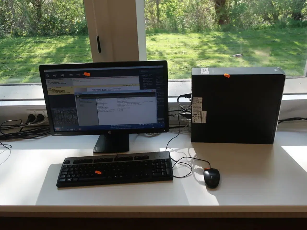 Billede 1 - HP 23" skærm Elitedisplay E231 (PC medfølger ikke)