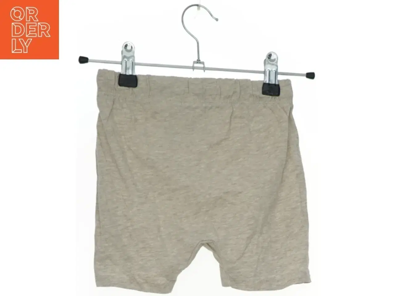 Billede 2 - Beige shorts fra H&M (str. 98)