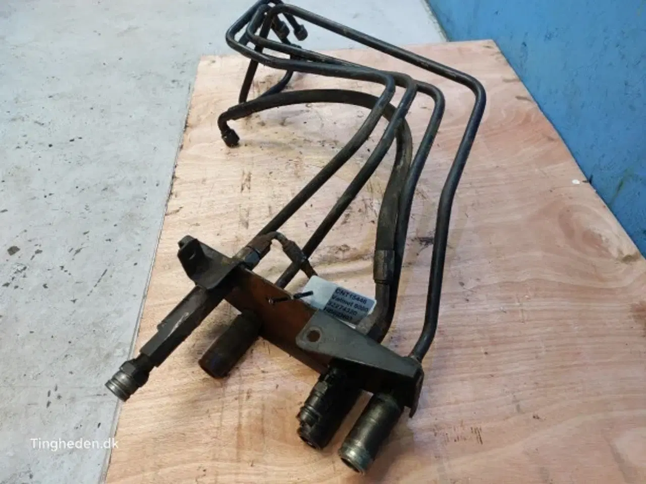 Billede 18 - Valmet 8050 Hydraulikrør 32274320