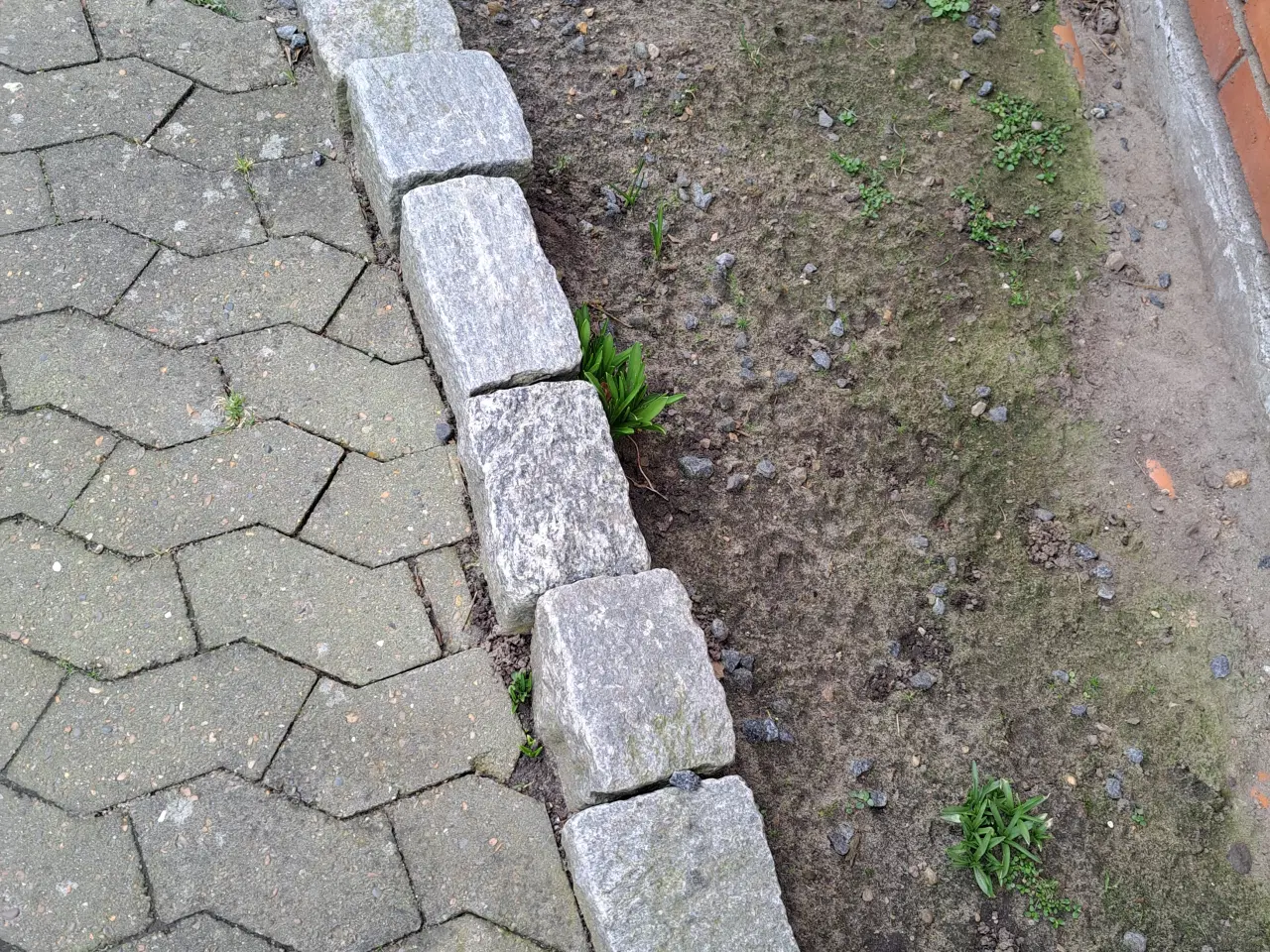 Billede 1 - Brosten kantsten