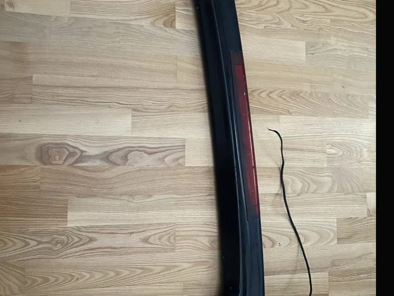 Billede 1 - Volvo 850/v70 bagvinge/hækspoiler