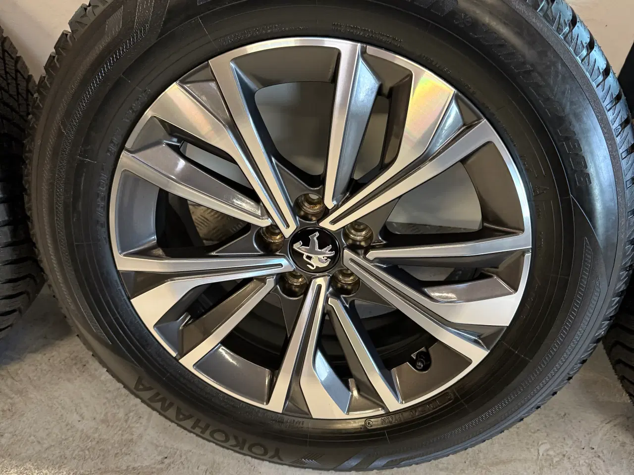 Billede 4 - 17”originale Peugeot fælge med nye vinterdæk