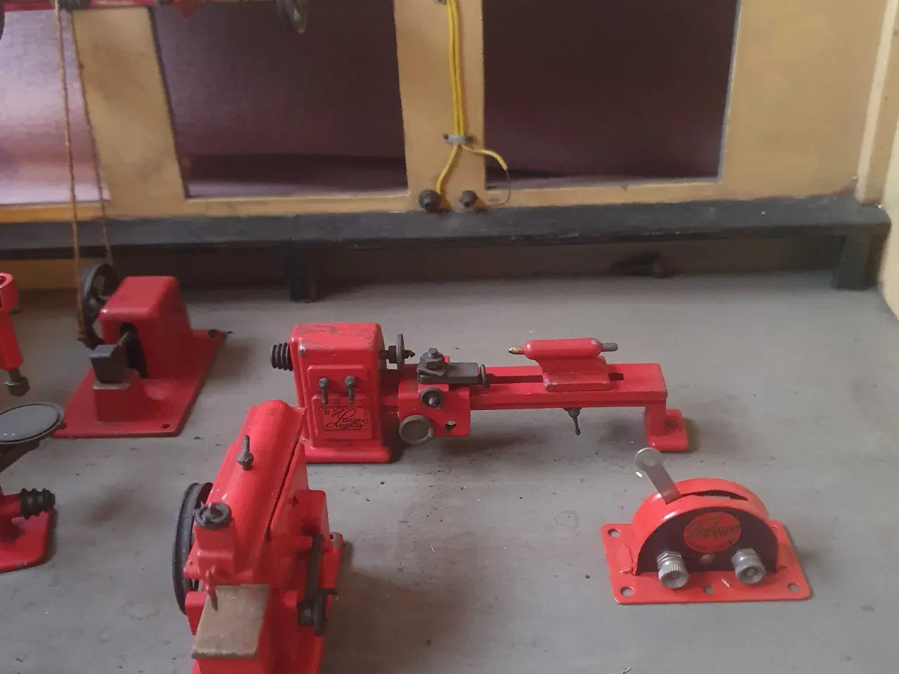 Billede 6 - Gammel miniature maskinfabrik