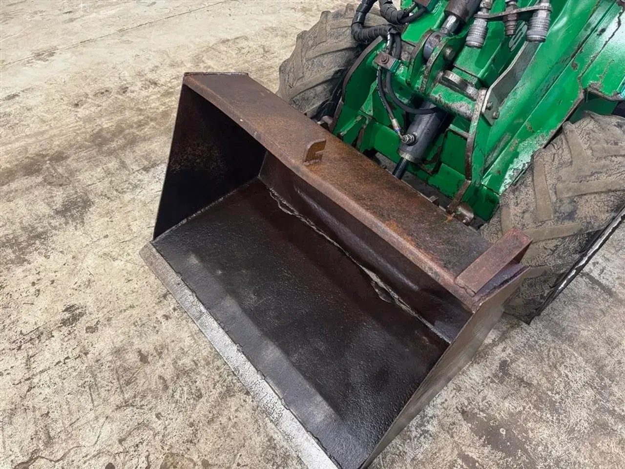 Billede 11 - Avant 520 + med udskud.