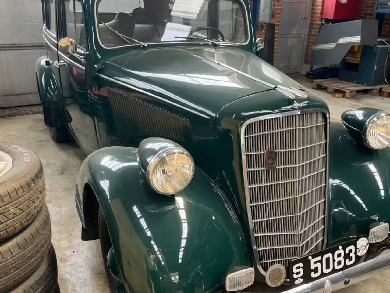 Billede 3 - Opel SIx 4 dørs Oldtimer 6 cylindre.