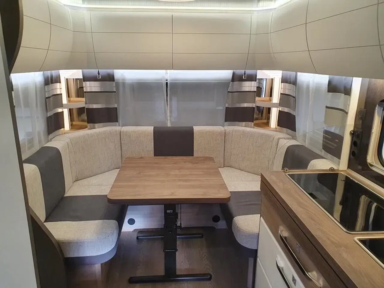 Billede 3 - Hobby Excellent Edition 460 UFe (2023)