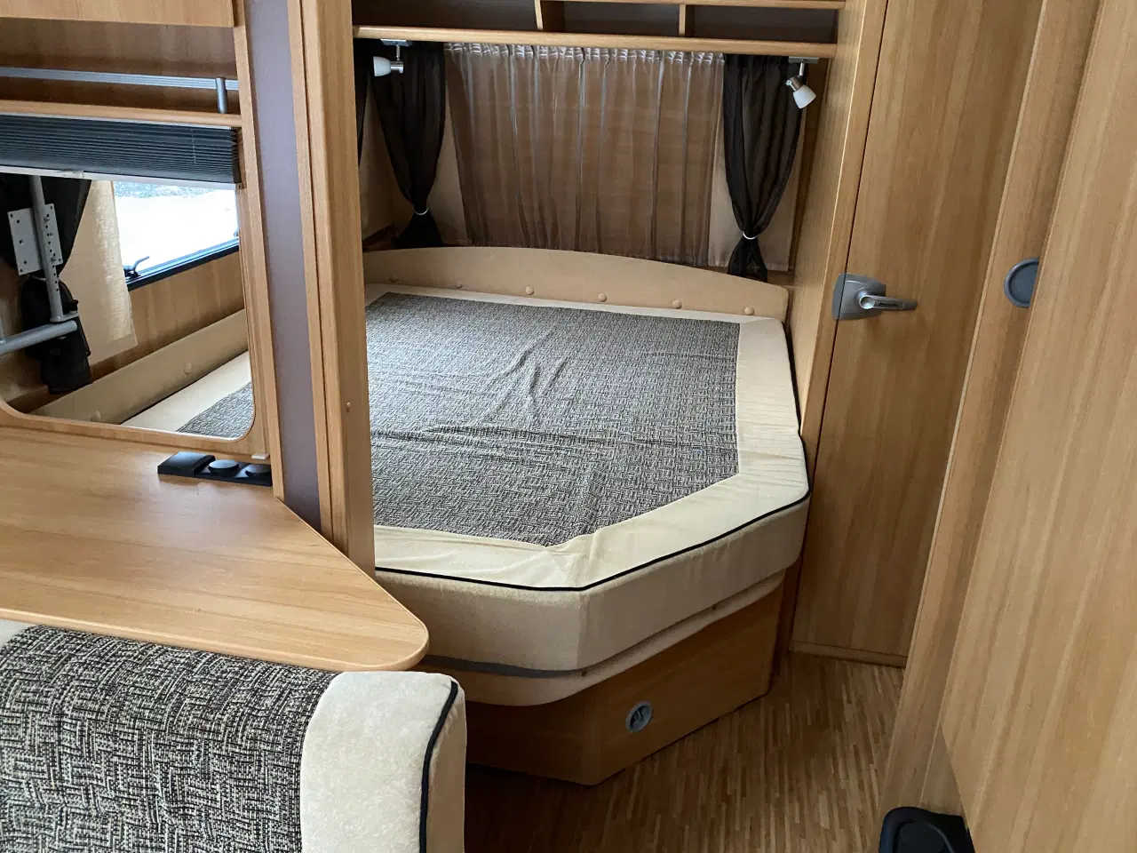 Billede 9 - Dethleffs Camper 560 SK KØJEVOGN