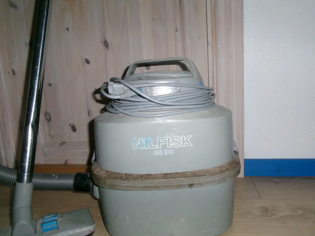 Billede 1 - Nilfisk støvsuger